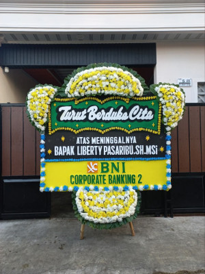 Papan Bunga Duka di Bojong Rawalumbu
