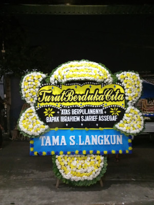 Papan Bunga Duka di Bojong Rawalumbu